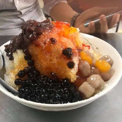 Crushed ice with tapioca and taro